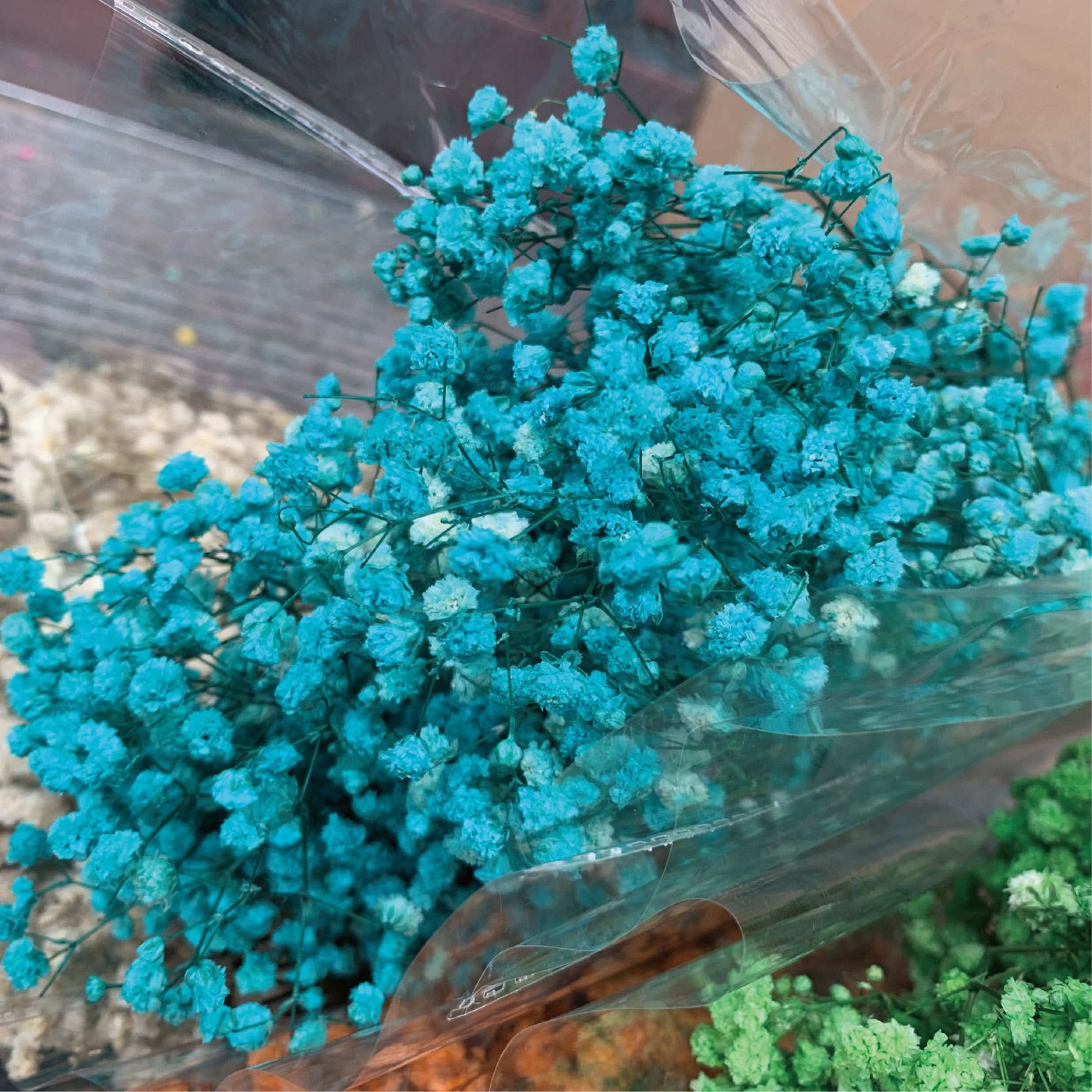Wholesale wedding party home holiday decoration dried flowers Valentine's Day bouquet natural gifts colorful baby's breath