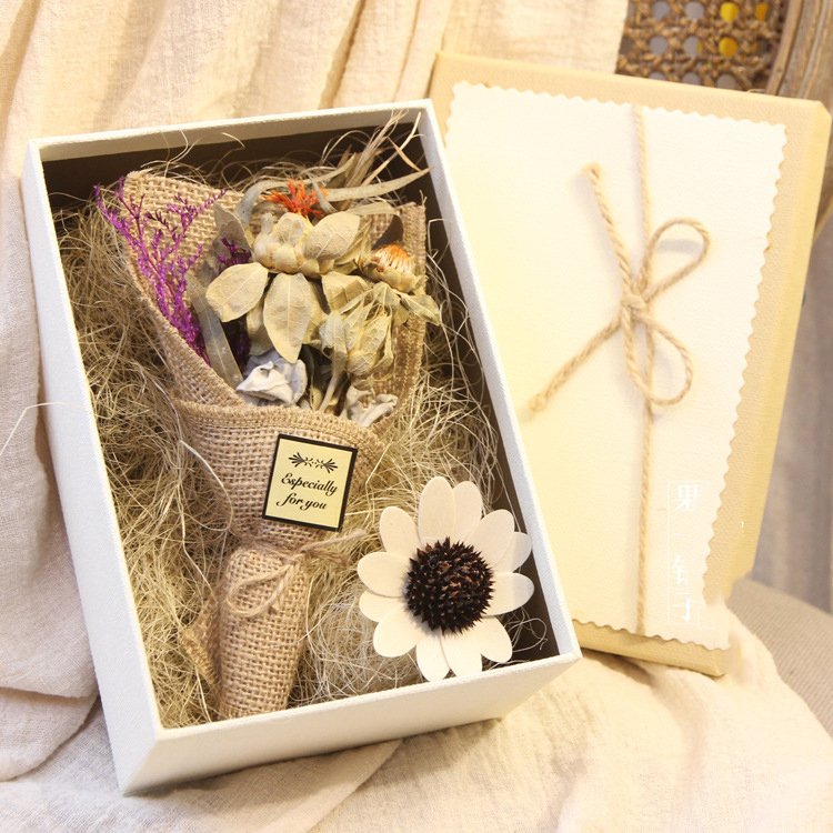 Birthday Valentines Day Blessing Artistic Kraft Paper Handmade Card Creative DIY Confession Dried Flower Greeting Card