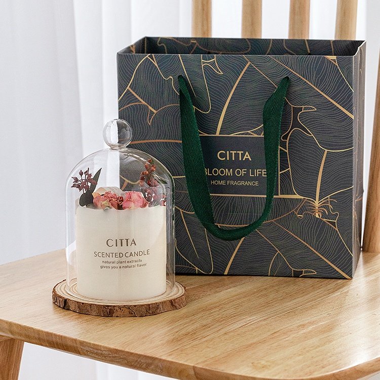 2023 Hot Selling Aromatherapy Vanilla Dried Flower Soy Wax Scented Candle With Glass Jar Tin Gift Box