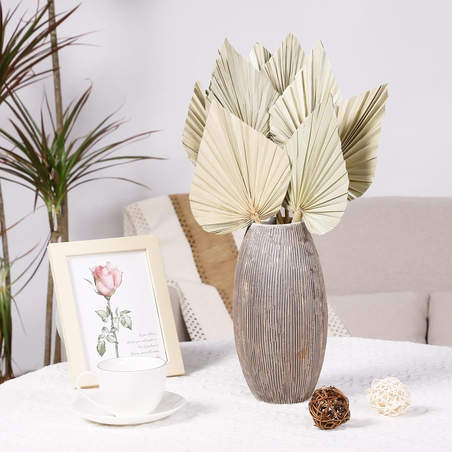 Hot-selling Mini- Natural Dried Palm Leaves Decor Boho Palm Fans Tropical Palm Flowers for Wedding House Party Kitchen Decor