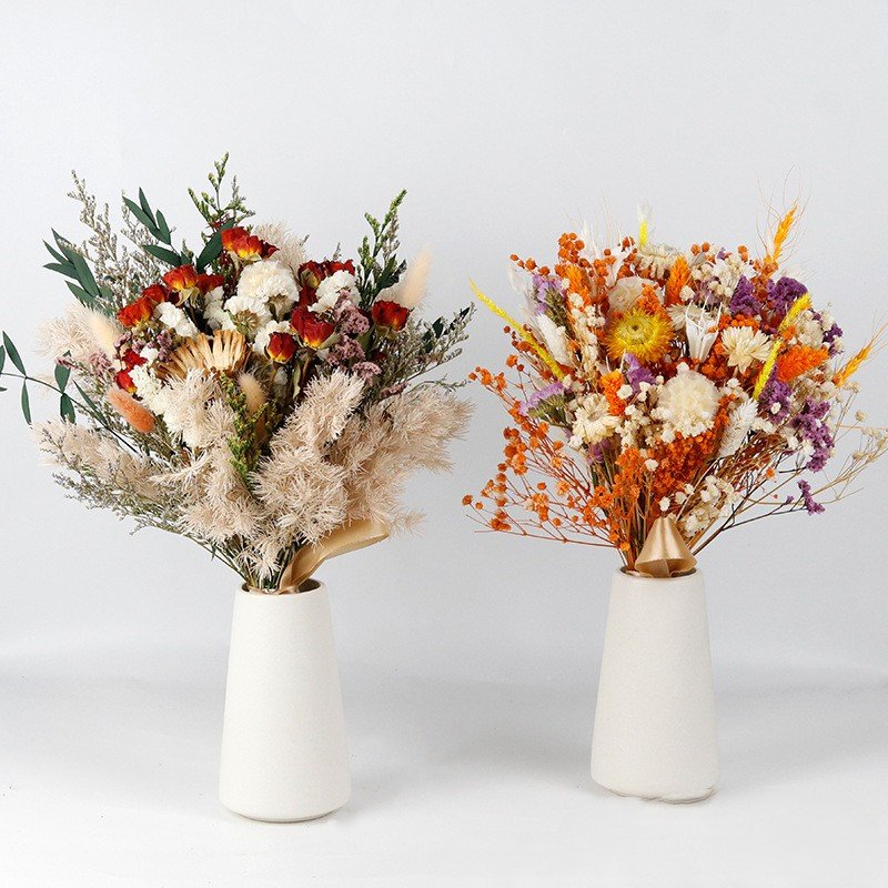 G68 Widely Used Dried Flowers Bouquet With Pampas Gypsophila Flowers For Bride Wedding Bouquet Mixed Dried Flower Bouquet