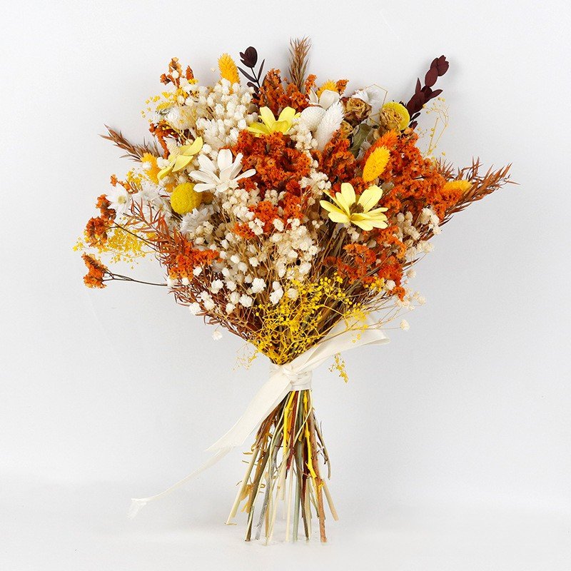 G68 Widely Used Dried Flowers Bouquet With Pampas Gypsophila Flowers For Bride Wedding Bouquet Mixed Dried Flower Bouquet
