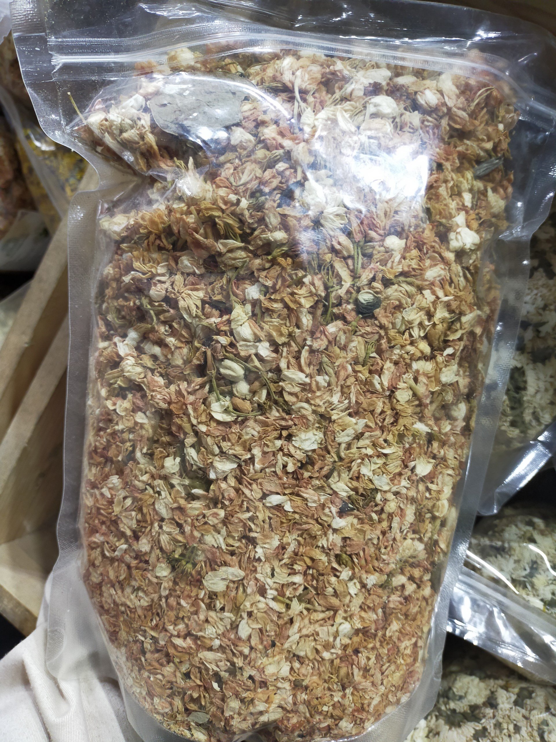 Wholesale 2024 Dried Fragrant Dry Jasmine Buds Petals Natural Factory price Wholesale Jasmine Tea from Vietnam