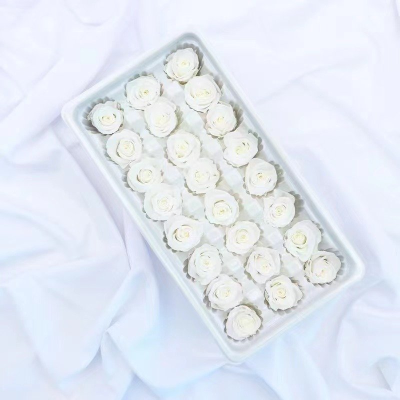 P-1 21 Preserved Roses in a box Wedding decor Floral arrangements Wedding dried flower Home Decor Baby Shower flowers 2~3cm