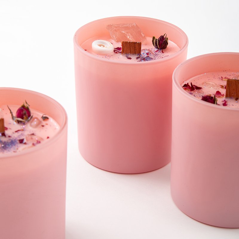 AIKUN Customized Largest Glass Soy Wax Aroma Fragrance Candle Luxury Festival Scented Crystal Pink Stone Candles Private Label