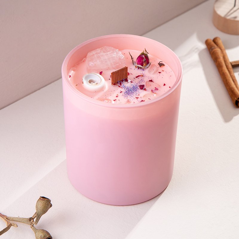 AIKUN Customized Largest Glass Soy Wax Aroma Fragrance Candle Luxury Festival Scented Crystal Pink Stone Candles Private Label