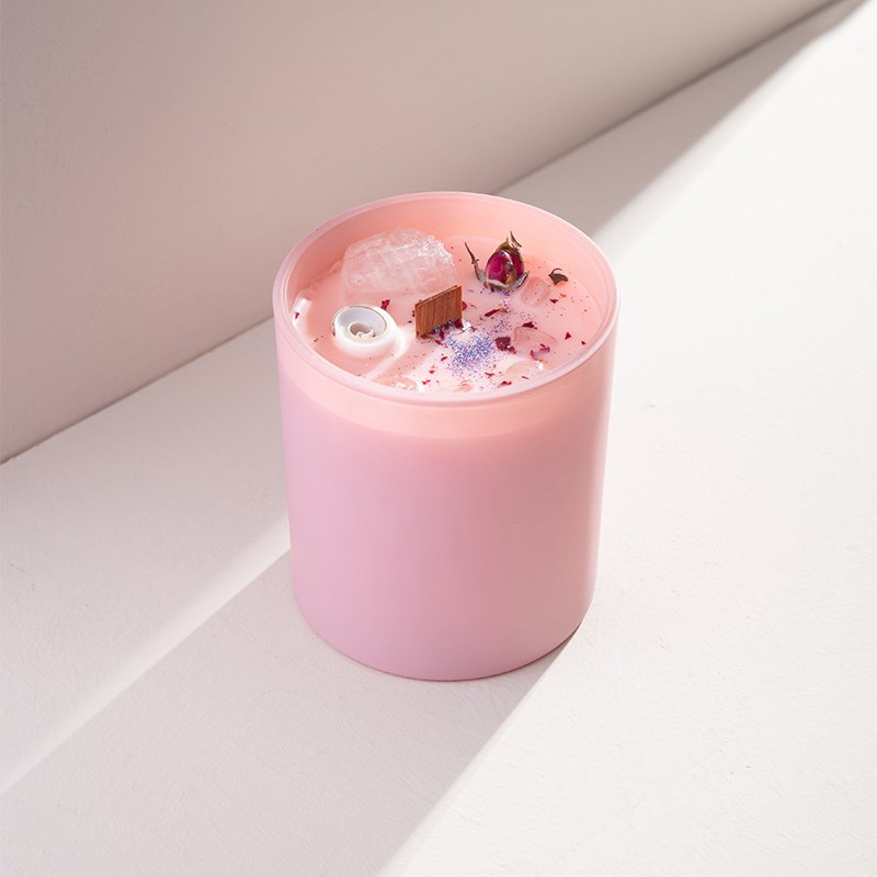 AIKUN Customized Largest Glass Soy Wax Aroma Fragrance Candle Luxury Festival Scented Crystal Pink Stone Candles Private Label