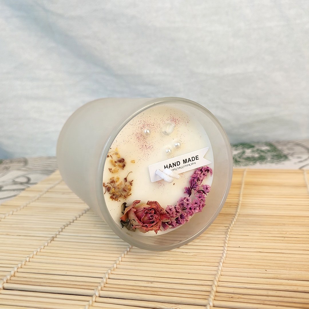 Wholesale luxury dried flowers rose frosted glass scented candles for wedding gifts