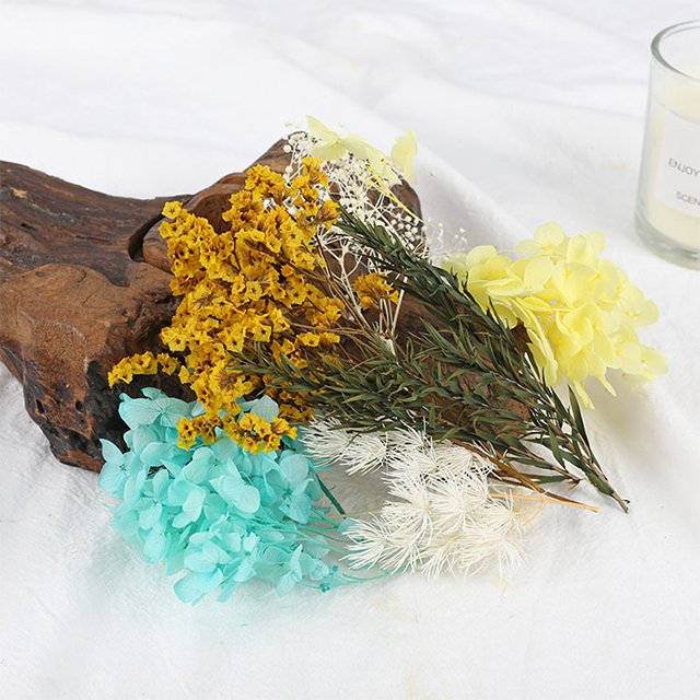 Special Day Decoration 100% Natural Dry Flowers in box Dried Flowers and Plants for Resin Crafts Candle Making