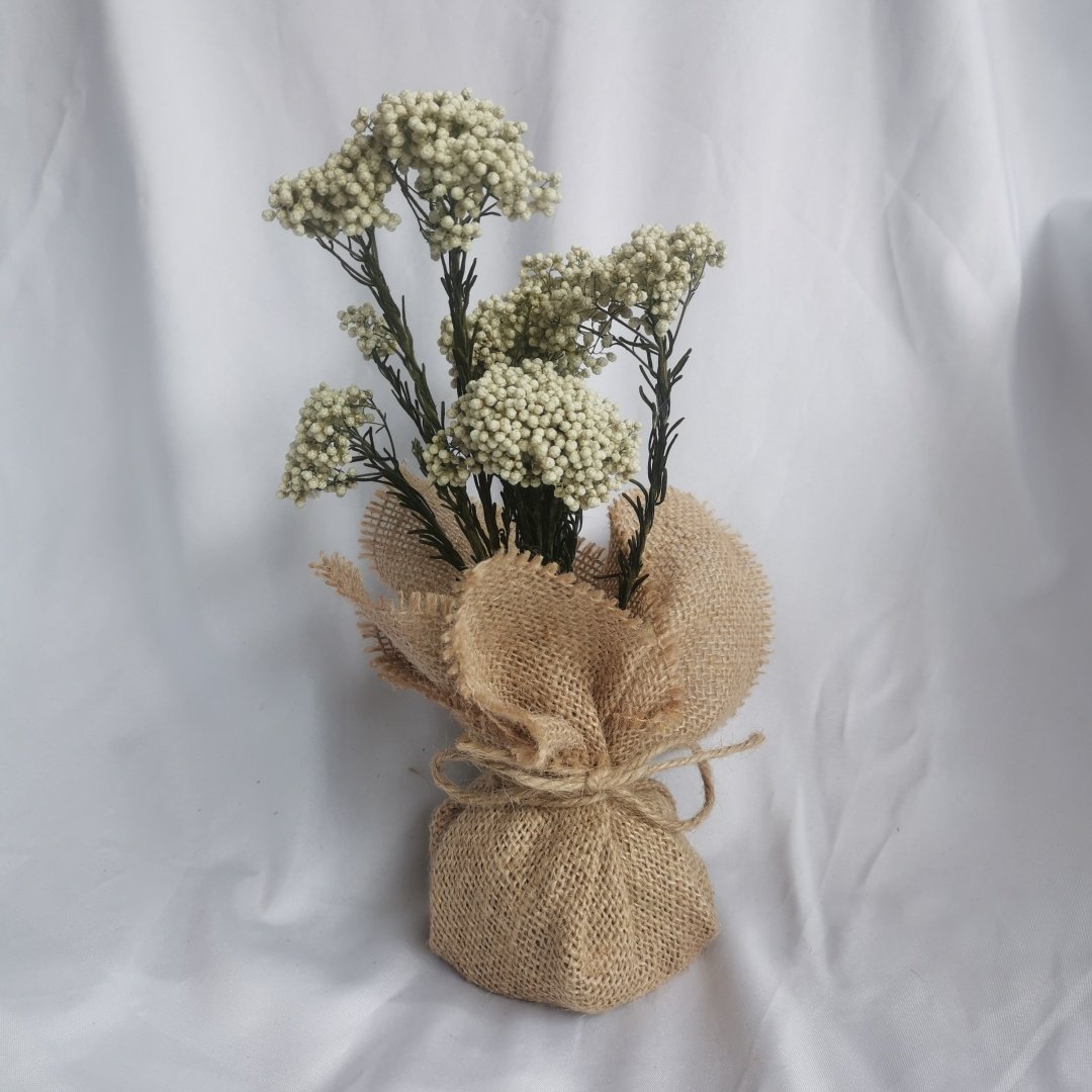 Home Decoration Items Natural Dried Flower Mixed Flowers Pouches For Wedding Business Birthday Party Decor