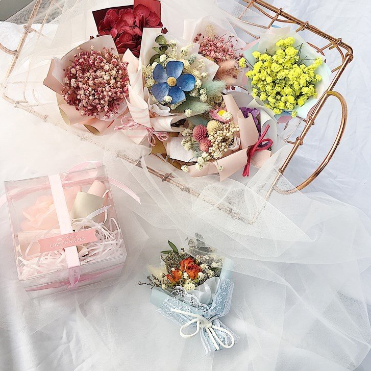 O-063 Valentine's Day Boho Decor Mini Real Dried Flowers Bouquet Small Wedding Dried Flower Bouquet