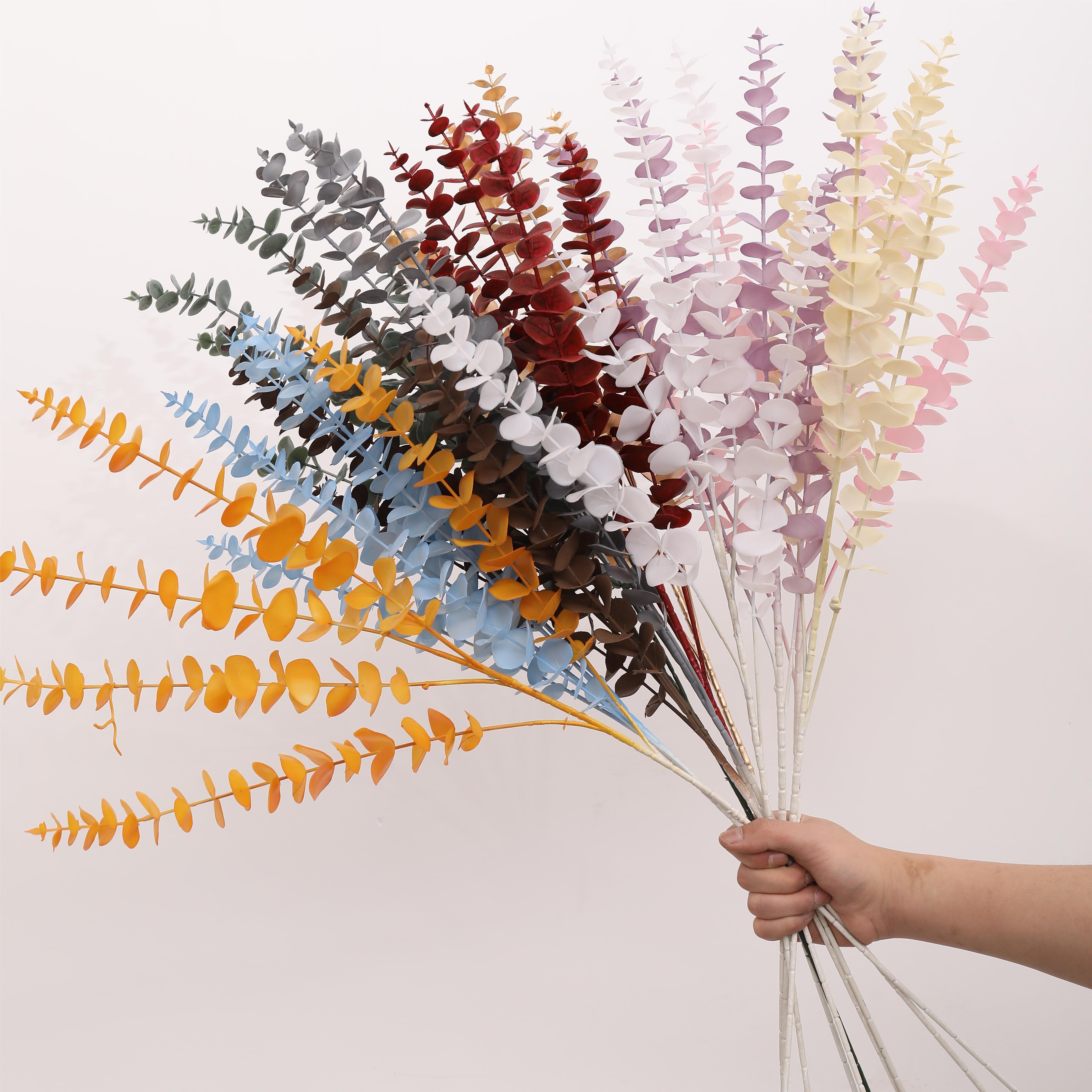 Hot Selling Artificial Eucalyptus Leaf Dried Flowers Simulated Natural Flowers Plants Wedding Stage Background Decoration