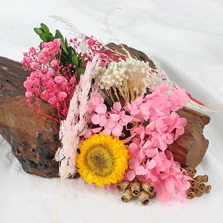 Hot Sale Boxed Preserved Flower for Gift Dried Rose Eternal Flower for Candle Decor Real Dried Flower for Valentine day