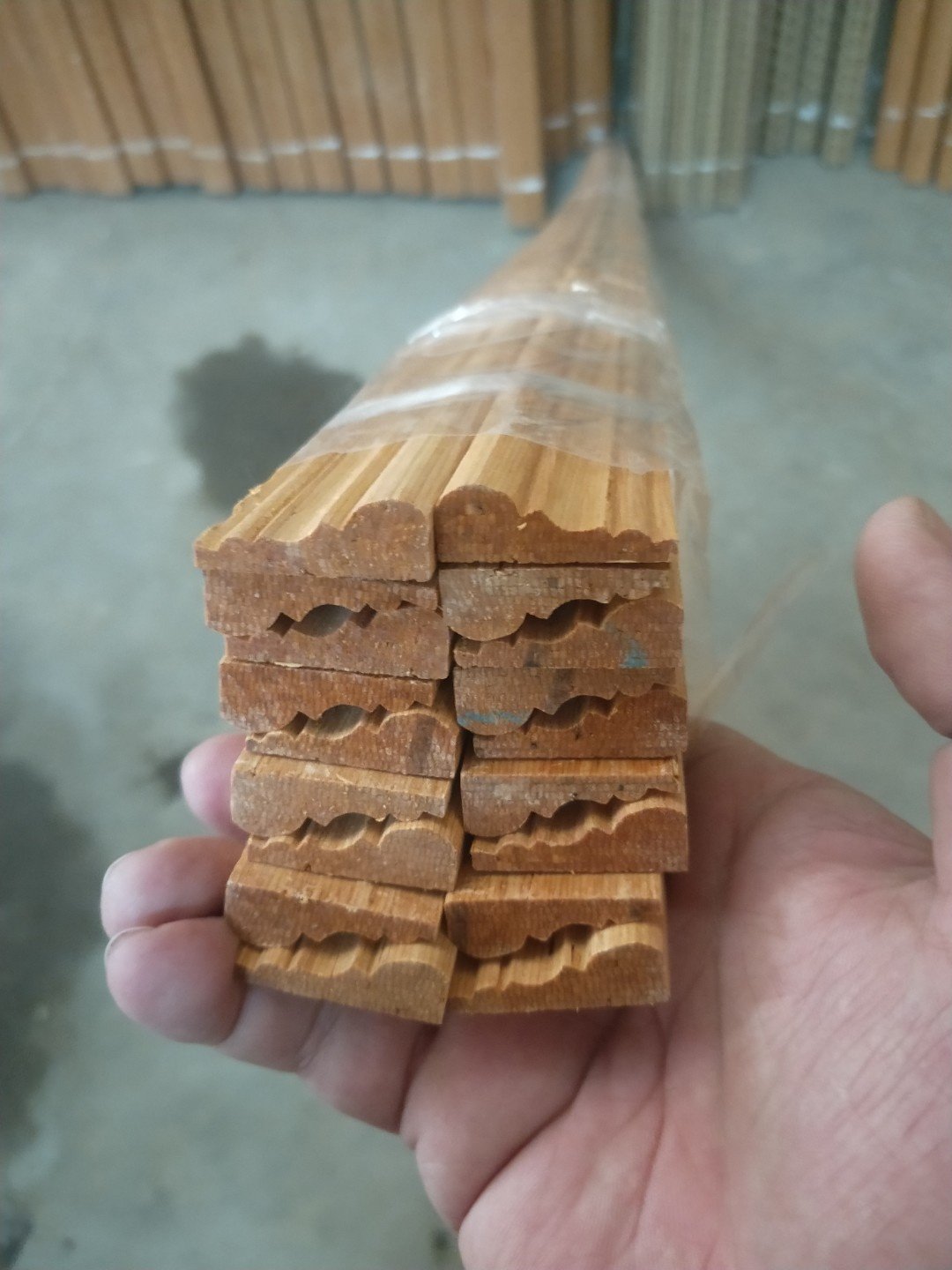 wooden frame moulding engineered 1/2 half moon wood moulding Embossed wood moulding