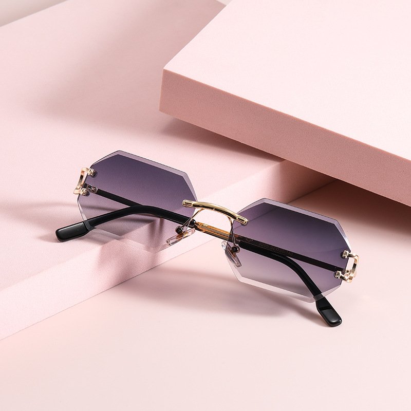 2024 Hot Sale Ins Polygon Fashion Women Designer Vintage Frameless Unisex Cut Edge Small Shade Sunglasses Gafas De Sol
