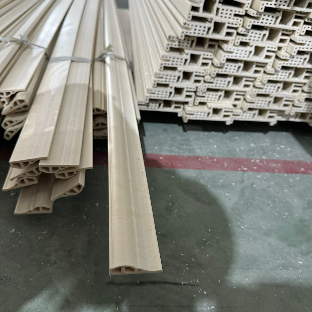 Vietnam Manufacturer's High Quality PU Decorative Moulding New 48*13.5 Type Dewoo 5.6m Waterproof Customized Modern Manual