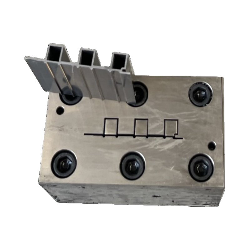 The pvc foaming mould machine makes the decoration material mold by hand