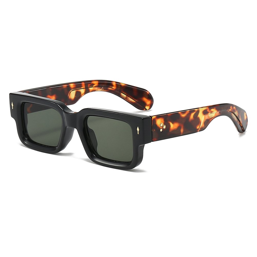 New thick frame trendy square-rimmed glasses personality rivets sunglasses