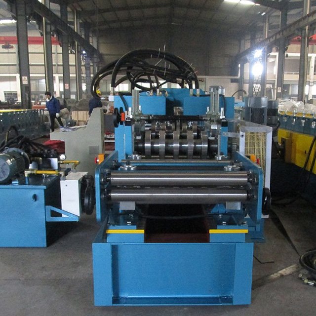 Quick change Z purlin roll forming machine China