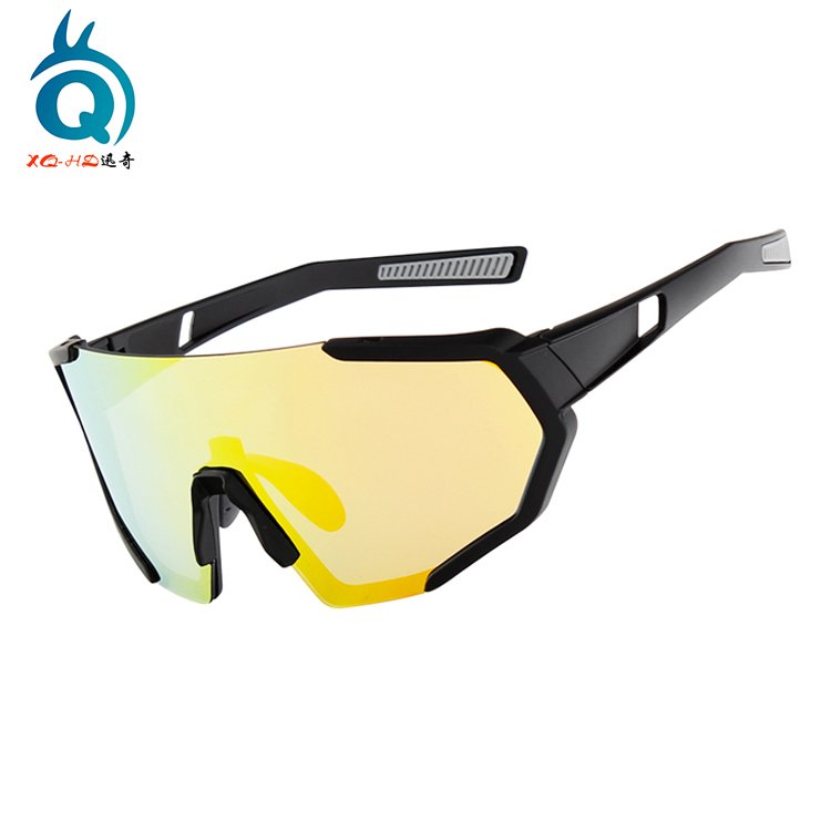 XUNQI Newest polarized sport sun glasses gig frame Polarized lens sports sunglasses custom logo