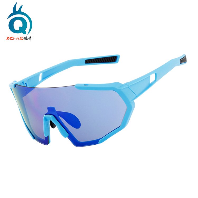 XUNQI Newest polarized sport sun glasses gig frame Polarized lens sports sunglasses custom logo
