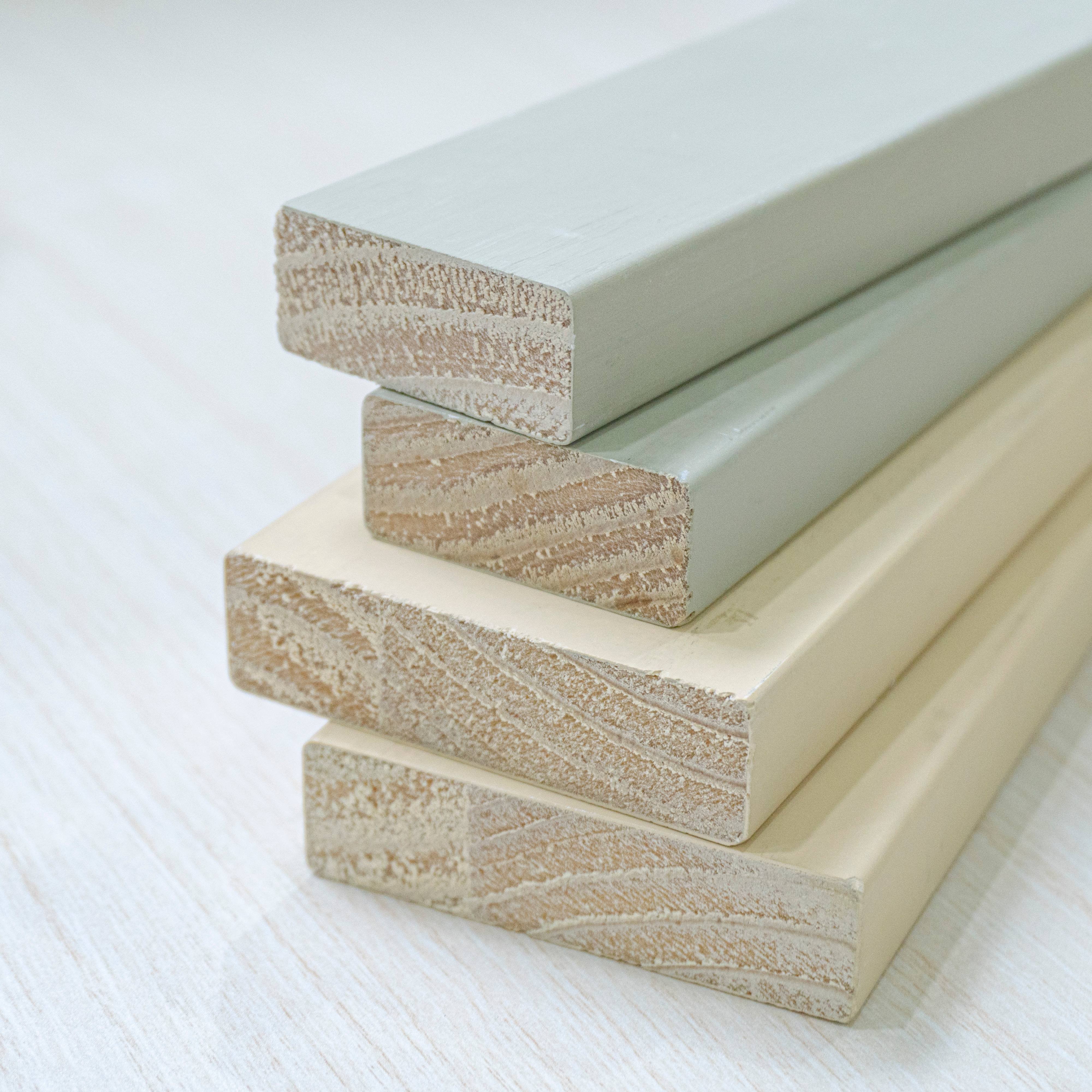 Hot sale Primed Board Pine Trim Moulding White Primed Baseboard Waterproof Mouldings Interior Decoration