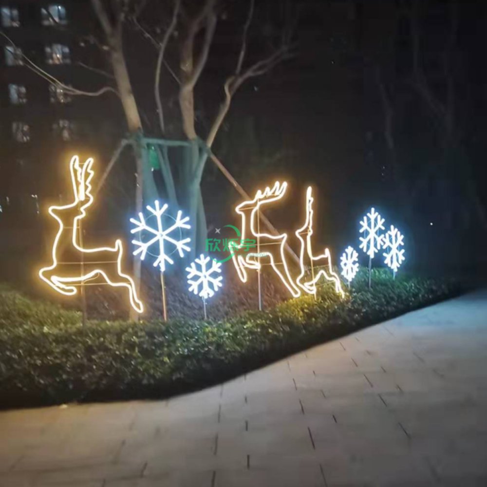 High-Quality Outdoor Waterproof Decorative Deer 2D Theme Decorative Pattern Light