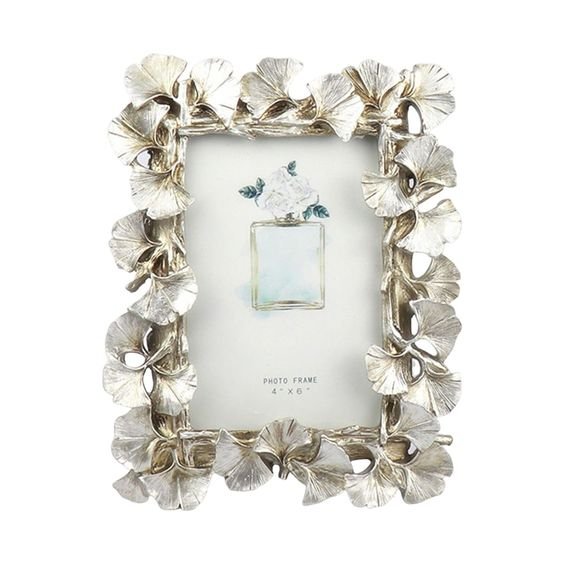 Embossed photo frame is very can see your pets' photo directly suitable to be placed in the home or office, which place you
