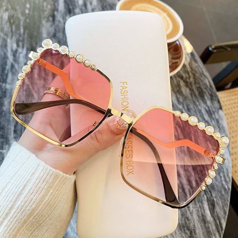 Fashion Ladies Round frame PC Lens Pearl Sunglasses for Women UV400