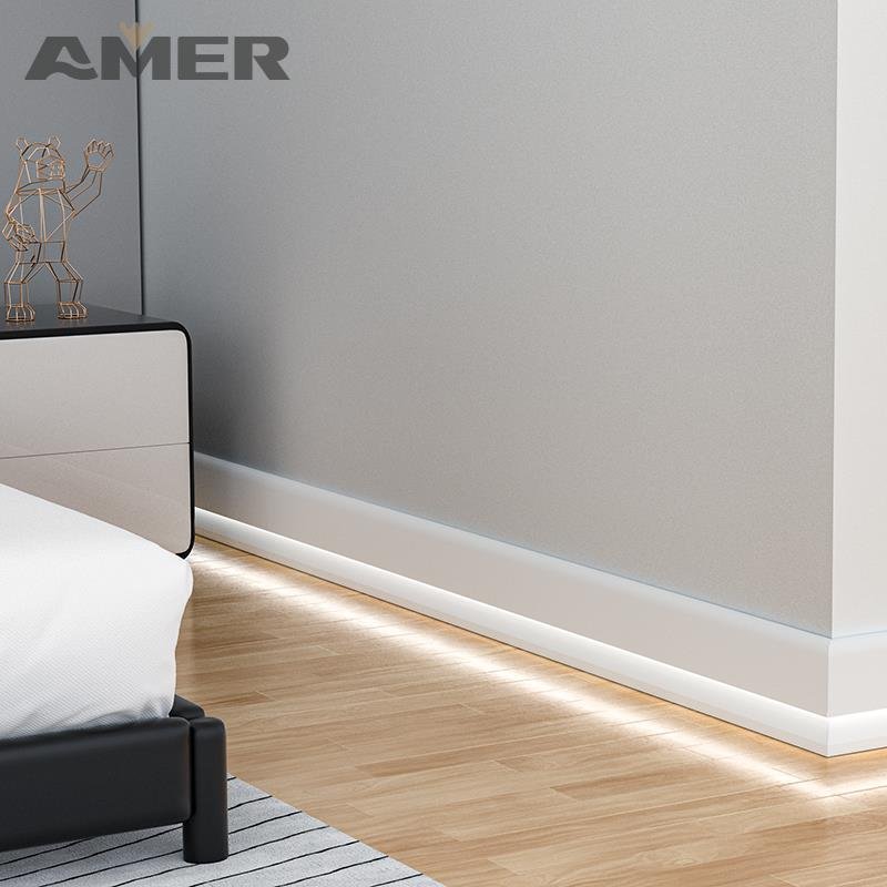 Rongke OEM Modern White Primed PS Baseboard Solid Wood Baseboard Moulding For Interior Home Door Frame Panel Skirting Board