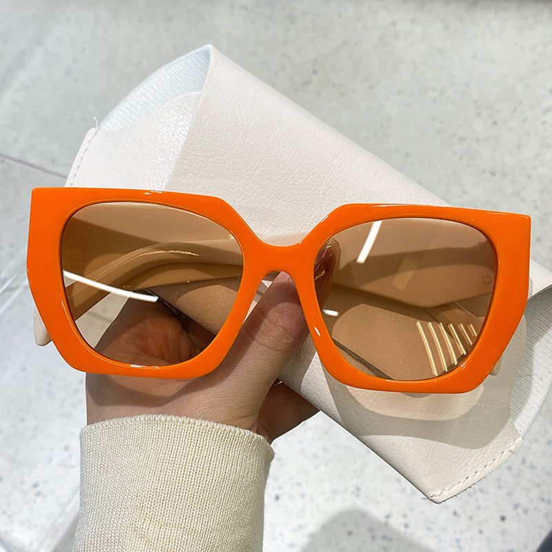 2024 Custom Designer Women Bold Tortoise Shell Big Frame Glasses Oversized Men Vintage Shades Luxury Cat Eye Sunglasses
