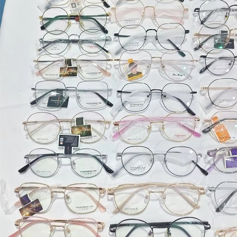 2024 new full-frame men's and women's garden black fashion simple ultra-light big face transparent eyeglasses frame