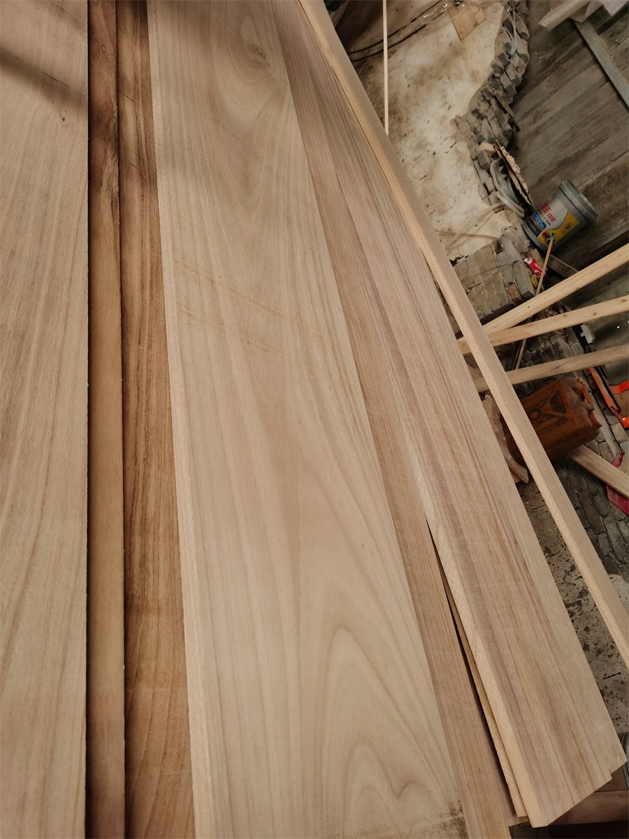 wooden frame Decorative Wood Strips millwork and moulding Custom triangle chamfer strips