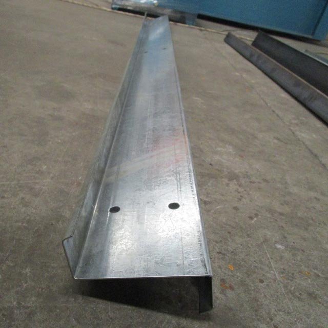 Quick size change building material CZ purlin zinc color roof roll forming machine China