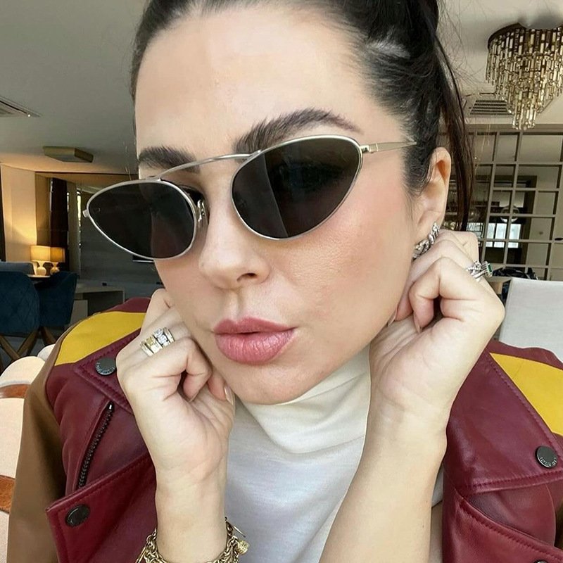 Euro-American fashion personalized small cheap custom logo sunglasses ladies summer single beam cat eye metal sunglasses 2024