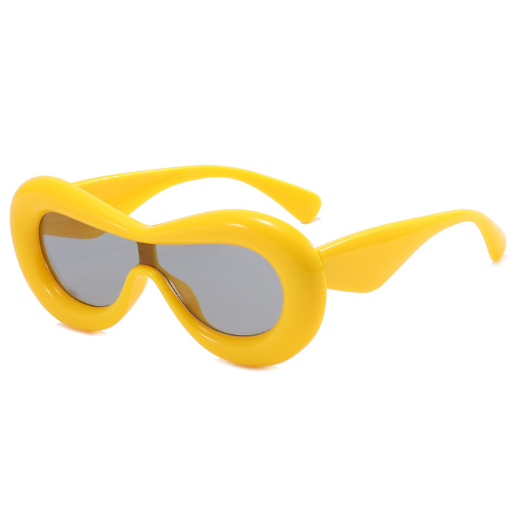 Sunglasses Super hot Cat Eye Hip Hop Women Men Fashionable High Quality Chunky Trendy Eye wear Blue Frame Glass Featuring Lens