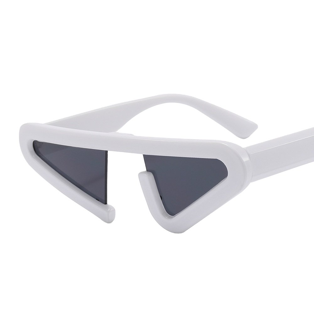 2024 New fashion personality triangle lentes de sol futuristic y2k sunglasses men and women uv400 high-quality eyeglasses custom