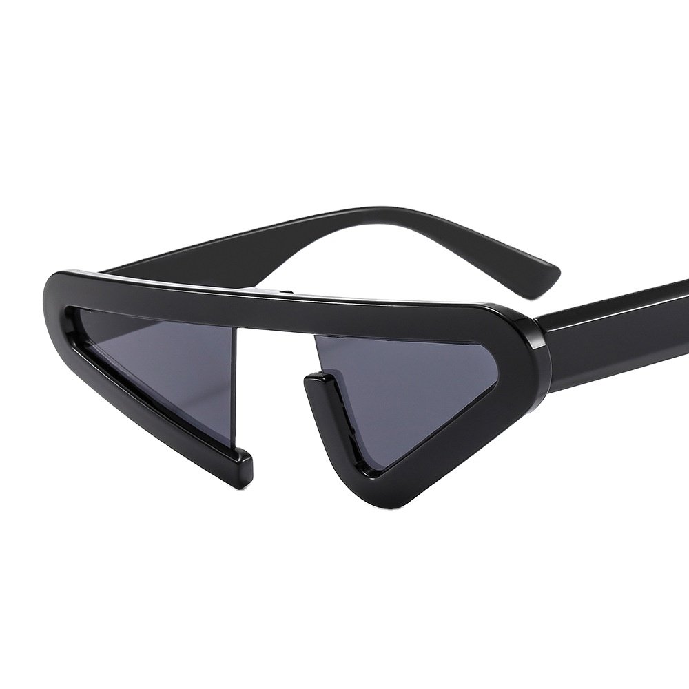 2024 New fashion personality triangle lentes de sol futuristic y2k sunglasses men and women uv400 high-quality eyeglasses custom