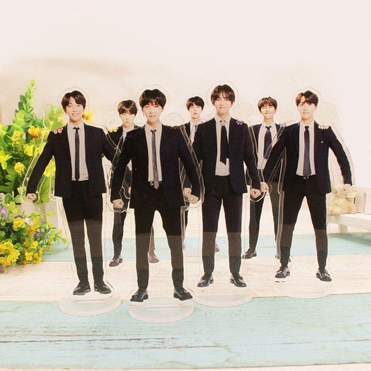 Hot Sell Unique Custom Double Side Printed Hologram K-pop Plastic Base Figures Acrylic Standee