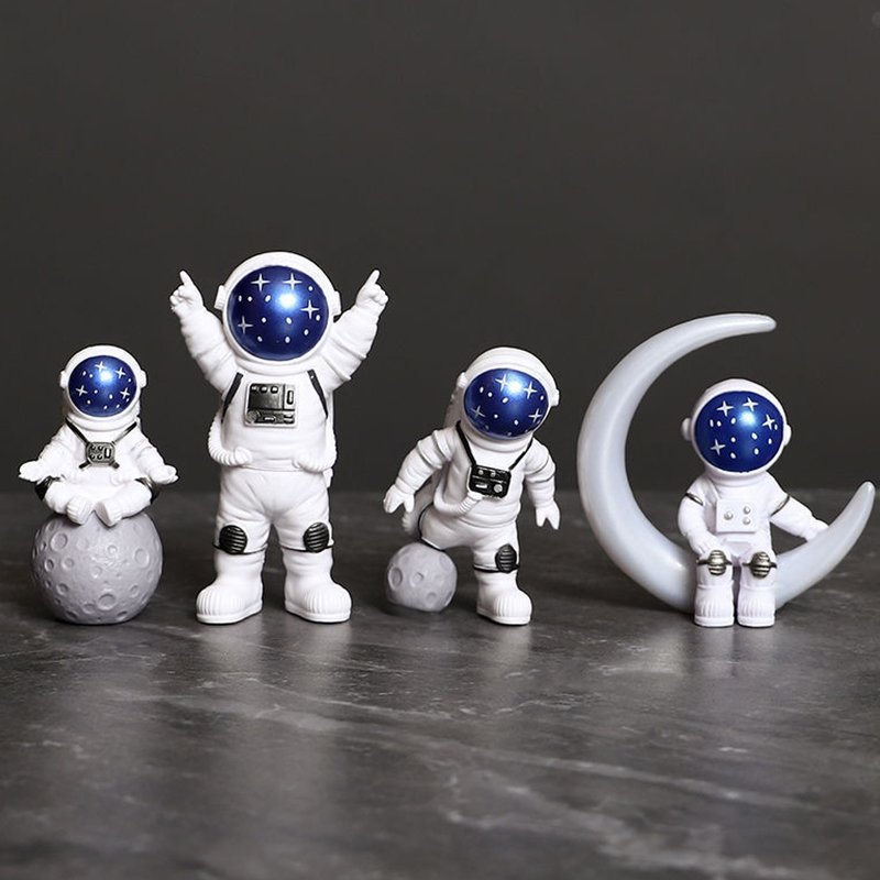 3D Printing Astronaut Small Ornaments Kindergarten Decorations Children Spaceman Birthday Gift Desktop Gift Bedside Ornaments