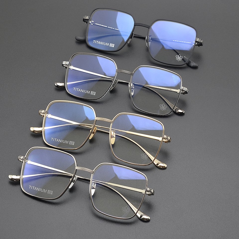 2025 Latest Titanium Carving Pattern Ultra Light Titanium Black Gold Silver Corrective Designer Glasses Famous Brands Glass Eyes