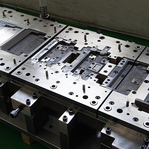 Automobile mould base body panels automotive interior parts lighting fixtures dashboard engine parts seat frames