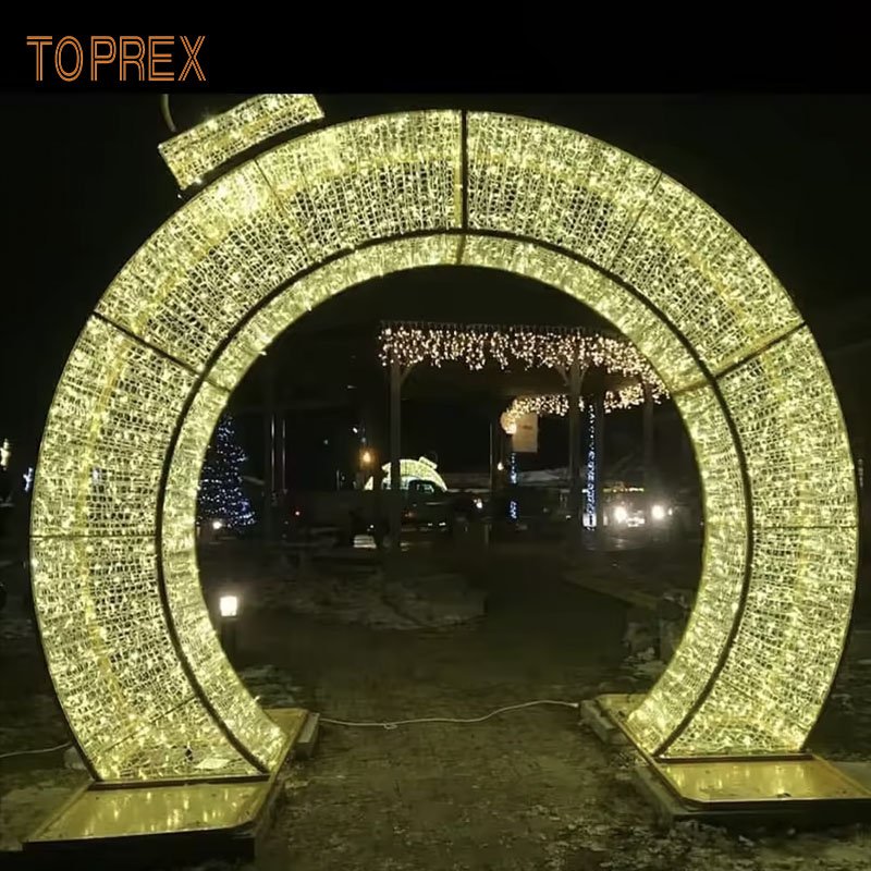 Toprex Decor Customizable Lighted Street 3D Walk through Circle Christmas Arch Motif Lights