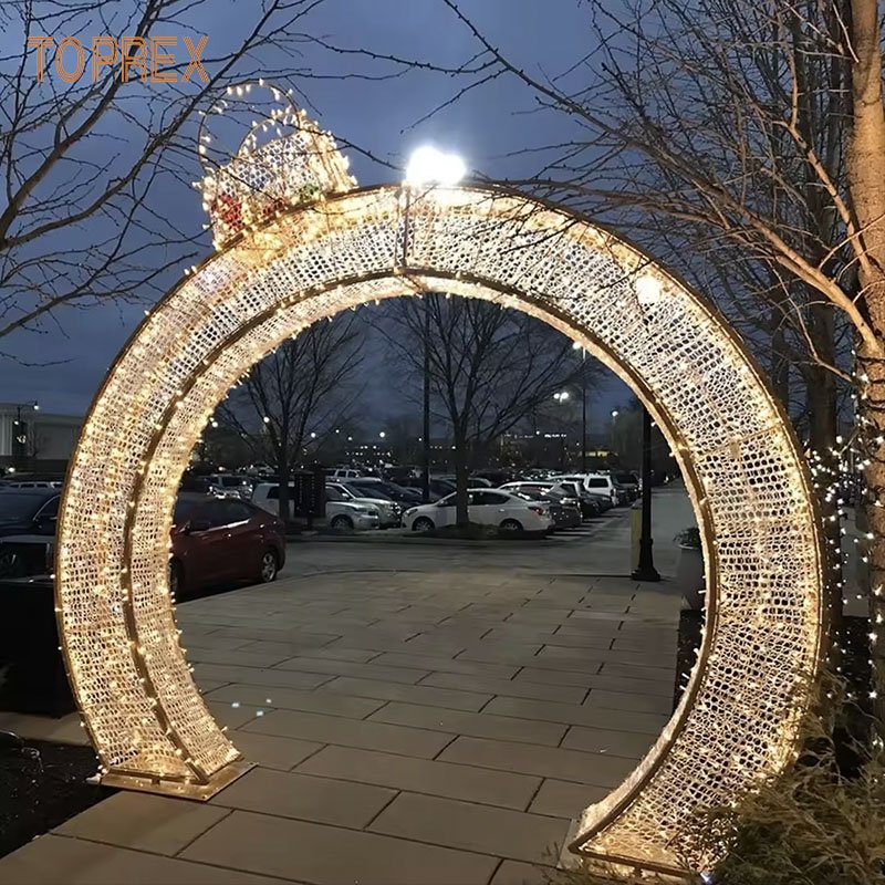 Toprex Decor Customizable Lighted Street 3D Walk through Circle Christmas Arch Motif Lights