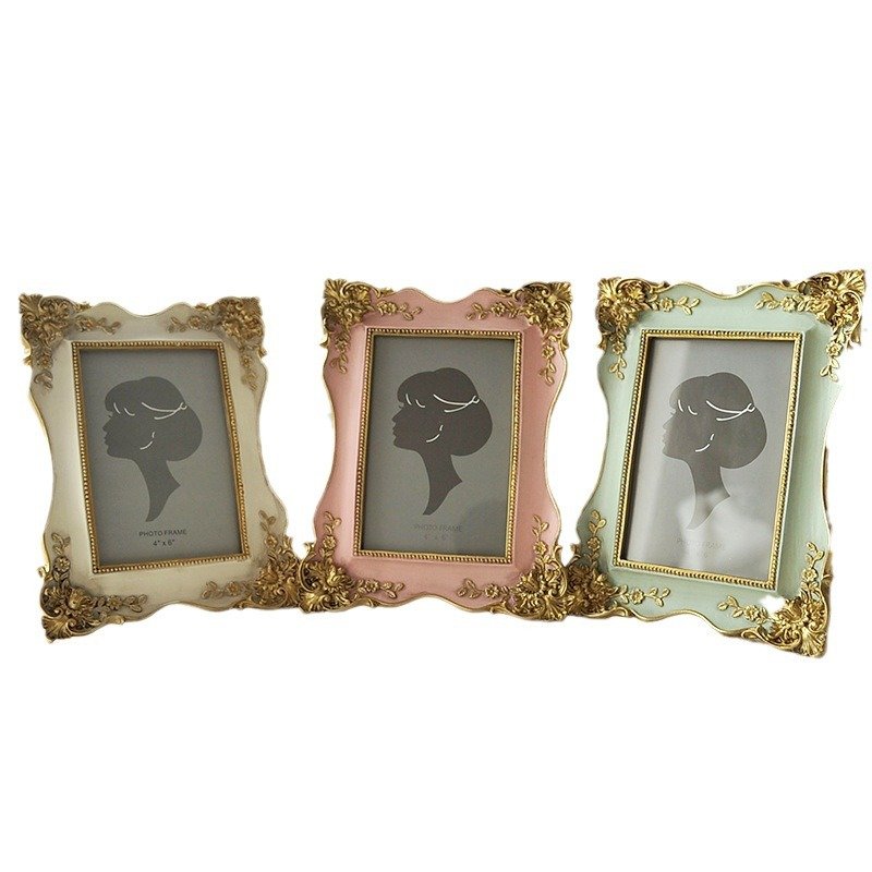 Embossed photo frame creative table home decoration European classical painted resin photo frame