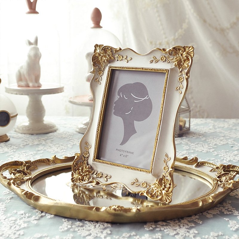 Embossed photo frame creative table home decoration European classical painted resin photo frame