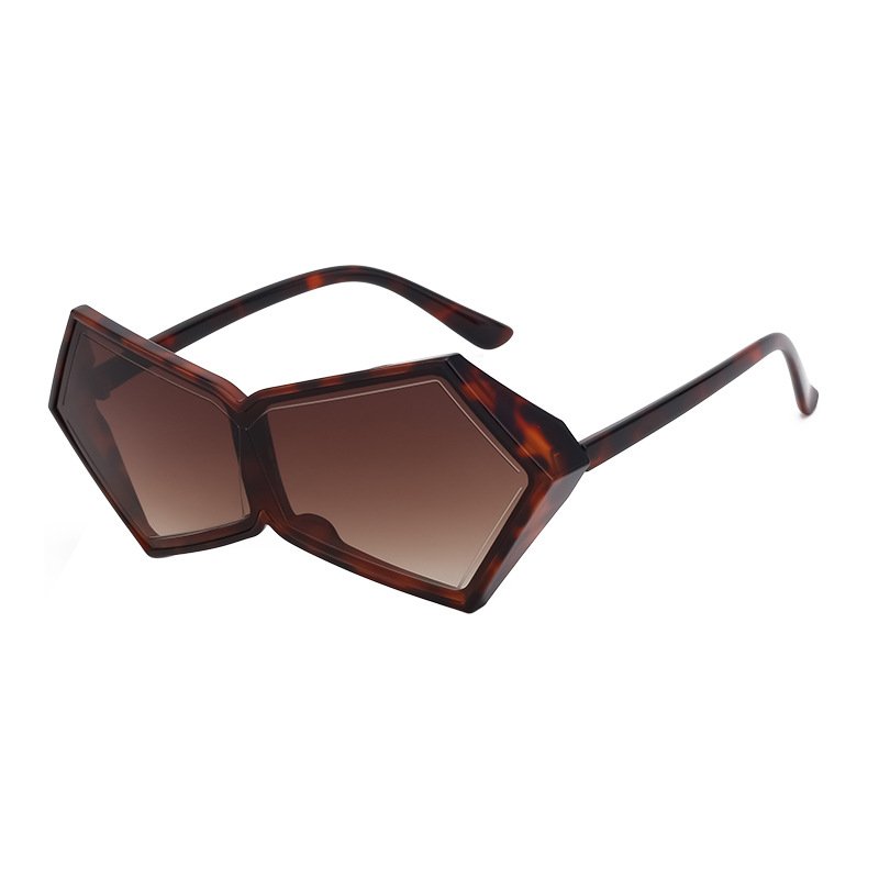 2024 Fashion Exotic Custom Sunglasses Luxury Women Manufacturers China Vintage Oversize Irregular Steampunk Y2k Sunglasses