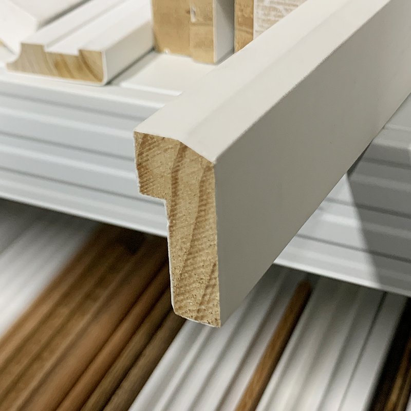 5/5" x 2-1/2"Hot Sell Custom Size White Primed Solid Wood Baseboard Shadow Box Frame Mouldings