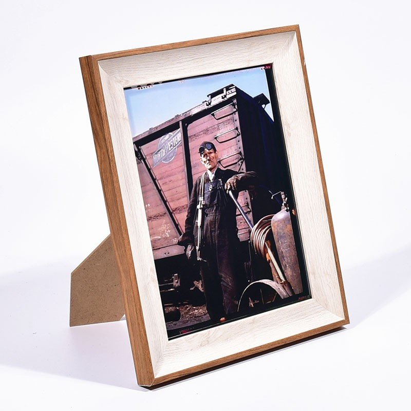 Wood texture Custom Different Size Classical Light Golden White PS Moulding design photo frames
