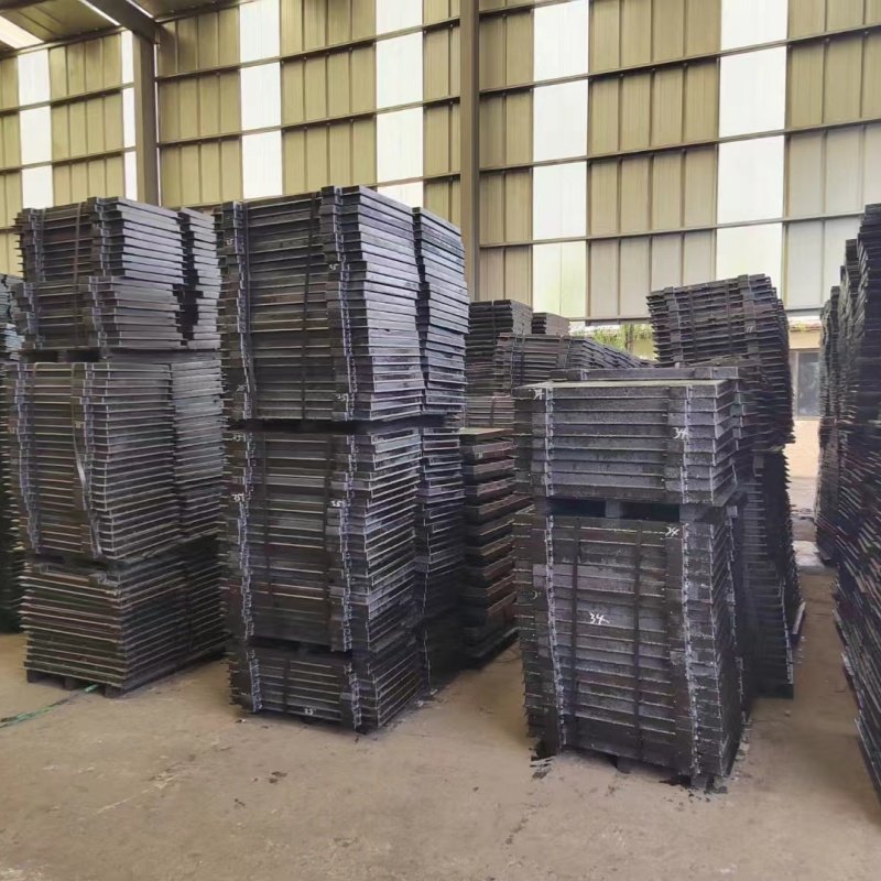 Industrial Square Ductile Cast Iron Manhole Cover and Drain Grating Steel round Pattern Manhole Cover and Drain Grating